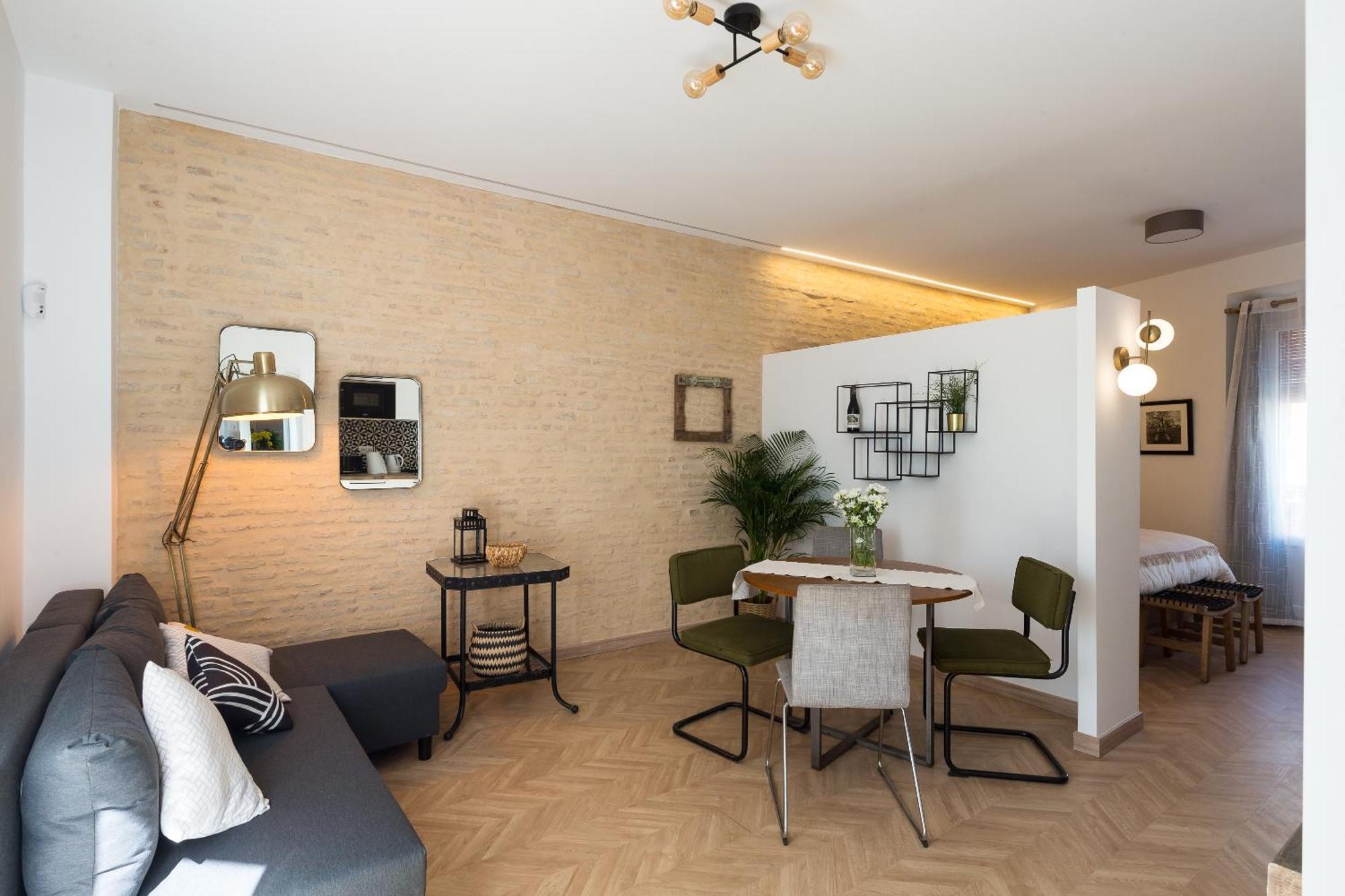 Center Apartment Fully Eqquiped Opcional Breakfast Севілья Екстер'єр фото