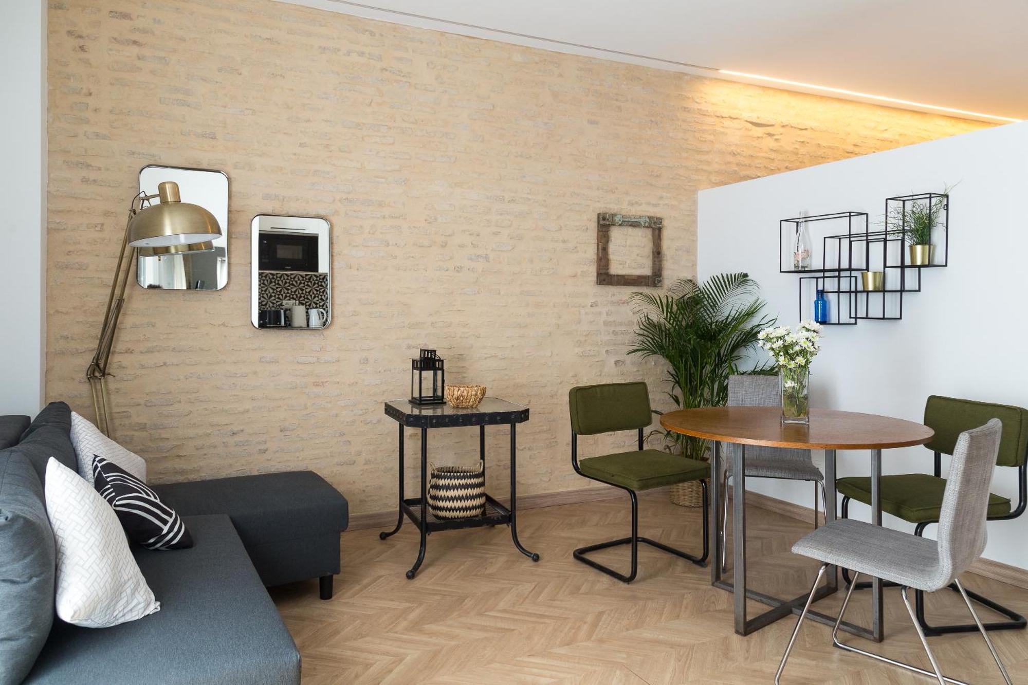 Center Apartment Fully Eqquiped Opcional Breakfast Севілья Екстер'єр фото
