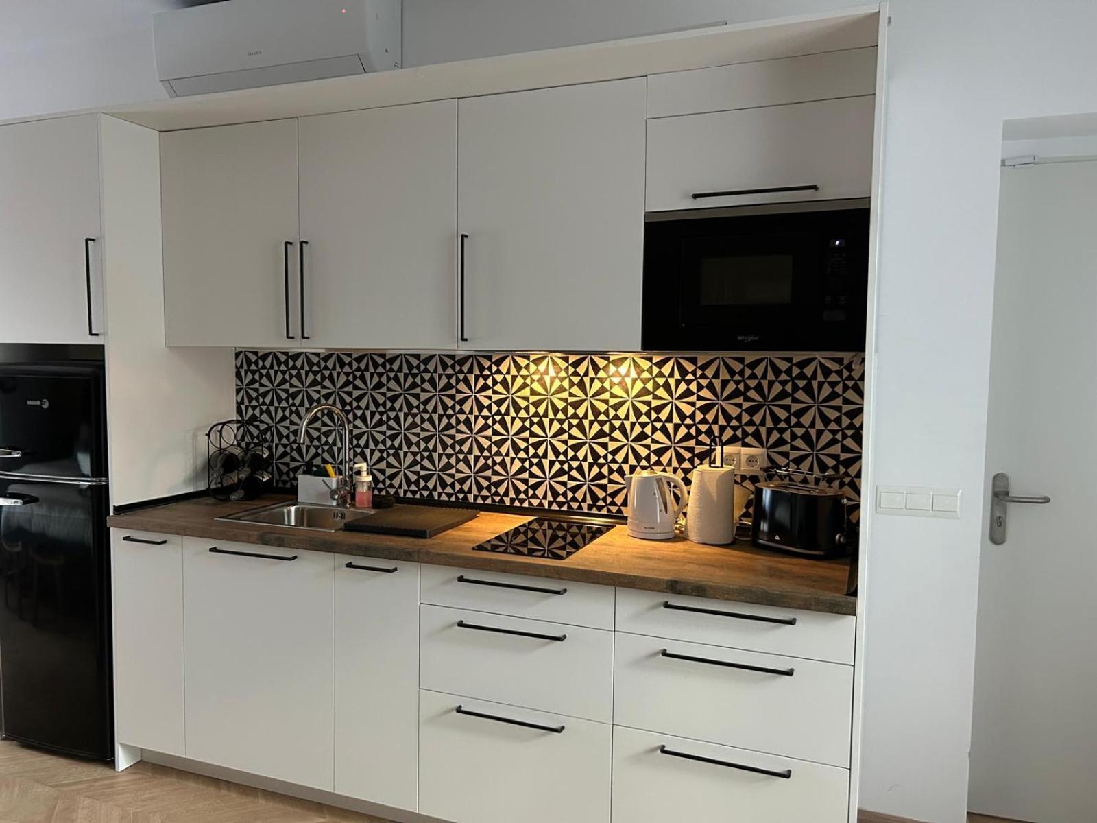 Center Apartment Fully Eqquiped Opcional Breakfast Севілья Екстер'єр фото