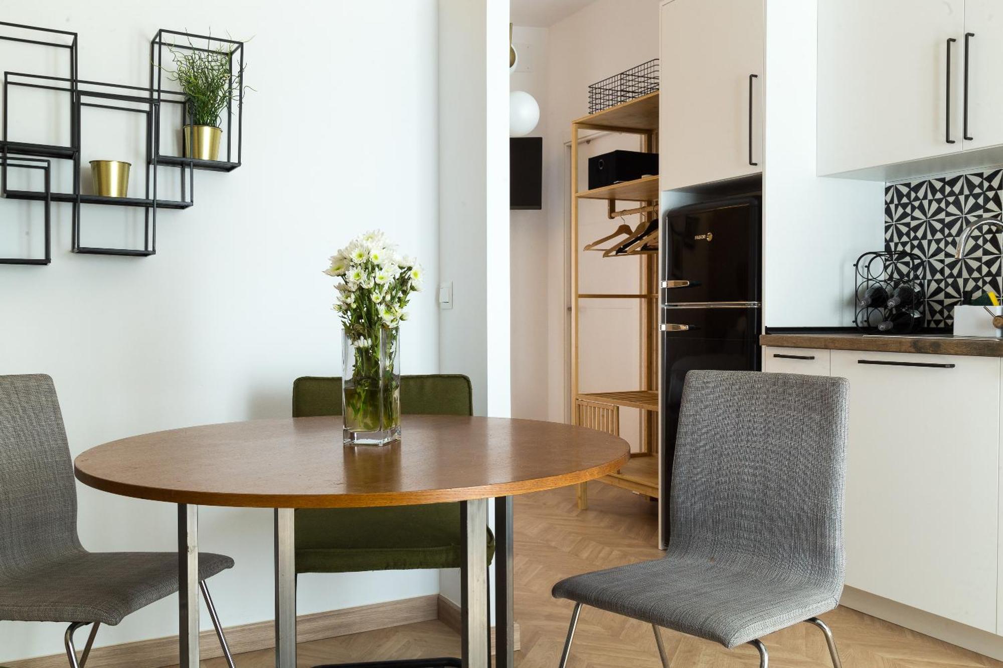 Center Apartment Fully Eqquiped Opcional Breakfast Севілья Екстер'єр фото